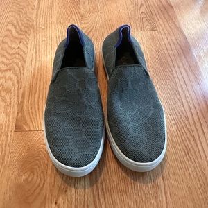 Barely worn Rothys slip on sneakers - green snake size 7.5